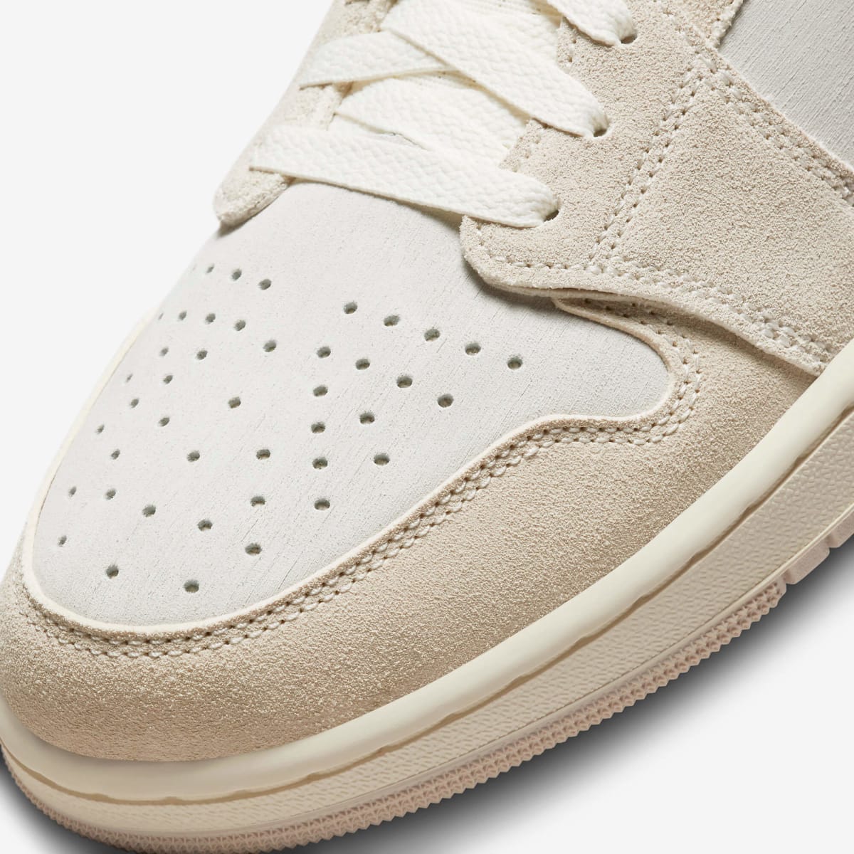 Air Jordan 1 Zoom CMFT 2